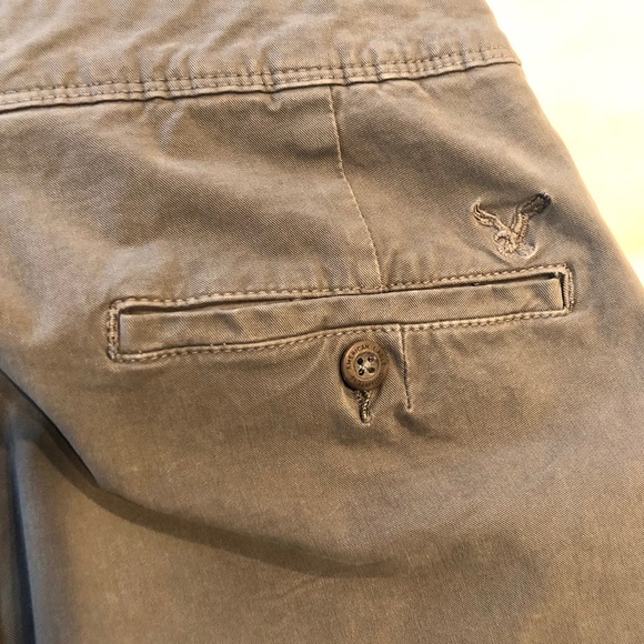 AE Sportstretch Khaki pants 30x34 -Grey  NWT - Picture 3 of 3